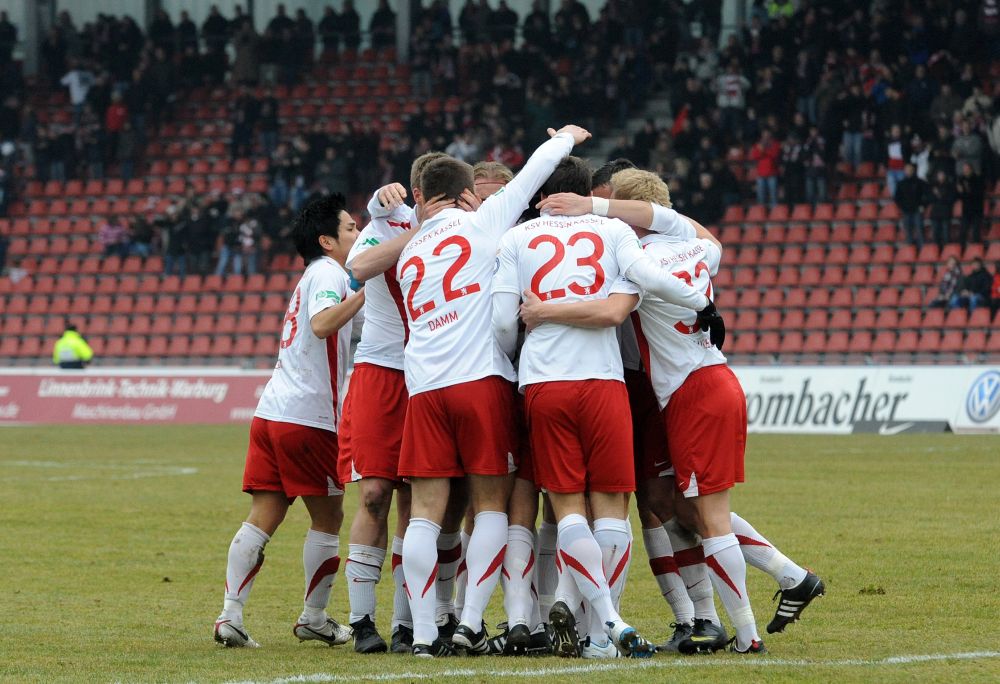 KSV Hessen - SC Freiburg II: Jubel KSV Hessen - SC Freiburg II: Jubel