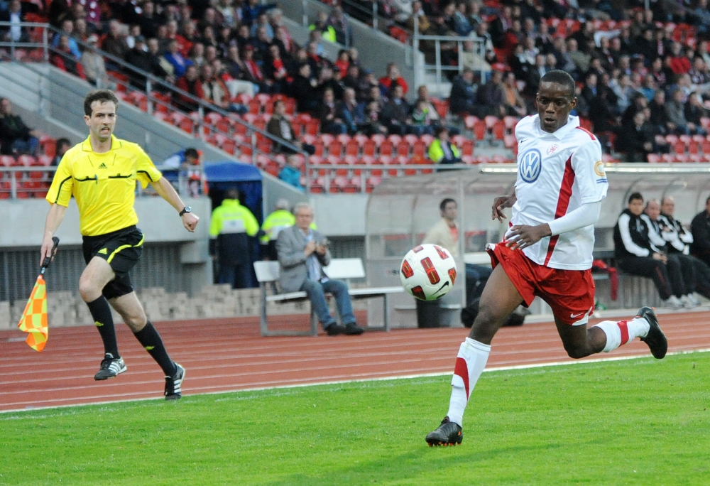 KSV Hessen - SG Sonnenhof Grossaspach: Ture Ott KSV Hessen - SG Sonnenhof Grossaspach: Ture Ott