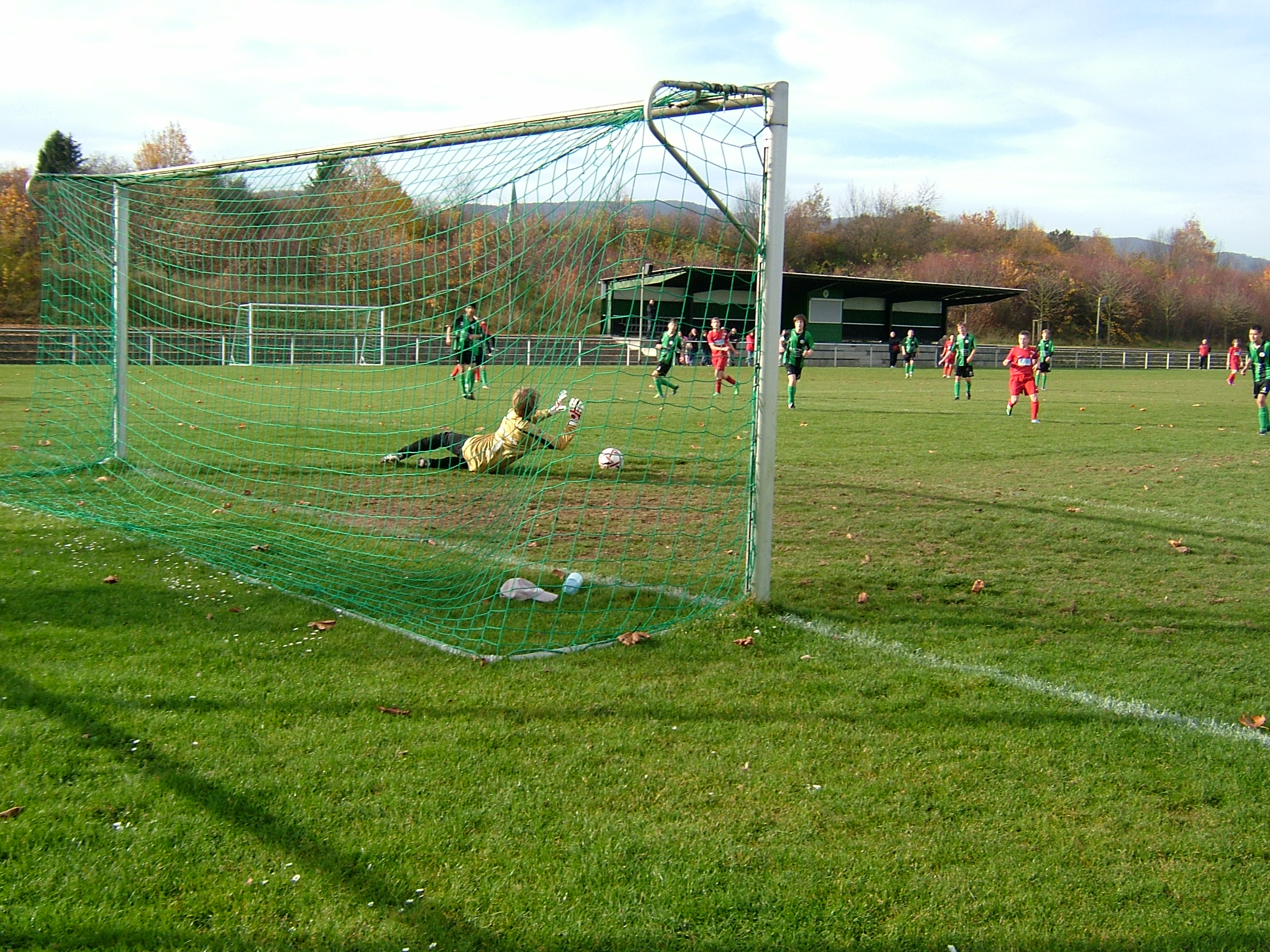 Robin Kraft erzielt das 0:1