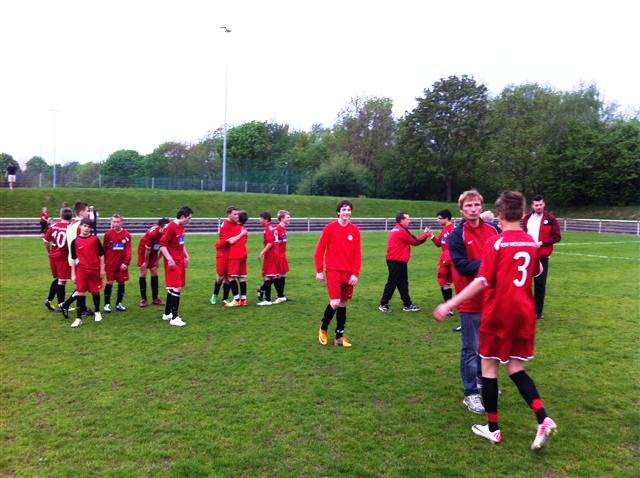 Die U15 des KSV schlägt Hessenligist VfL Kassel 3:0 und zieht in das Pokalendspiel ein