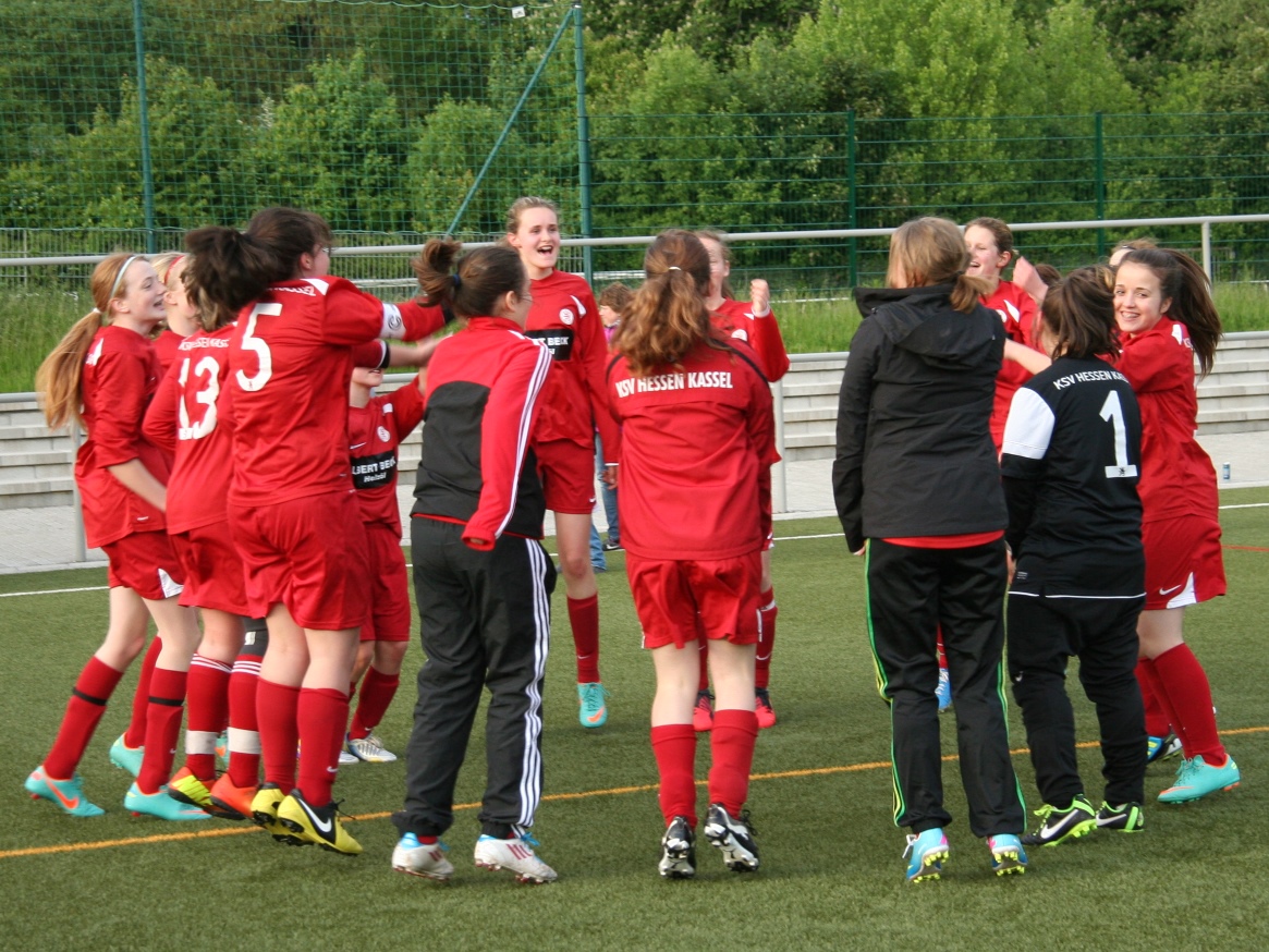 C-Juniorinnen: Humba nach Gewinn des Meistertitels