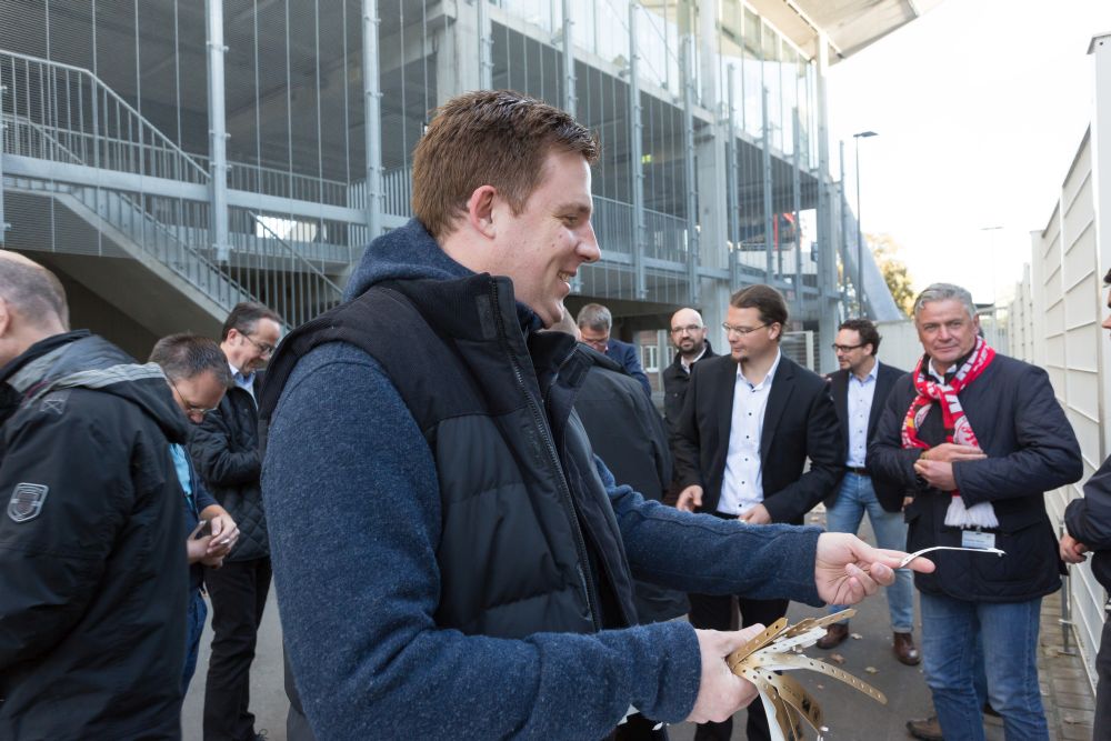 Regionalmanagement NordHessen zu Gast beim KSV Hessen Kassel im Auestadion. Foto: Heiko Meyer