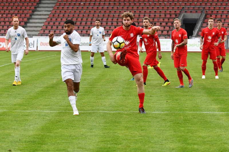 Lotto Hessenliga 2018/2019, KSV Hessen Kassel, VFB Ginsheim, Endstand 2:2, Ingmar Merle (KSV Hessen Kassel)