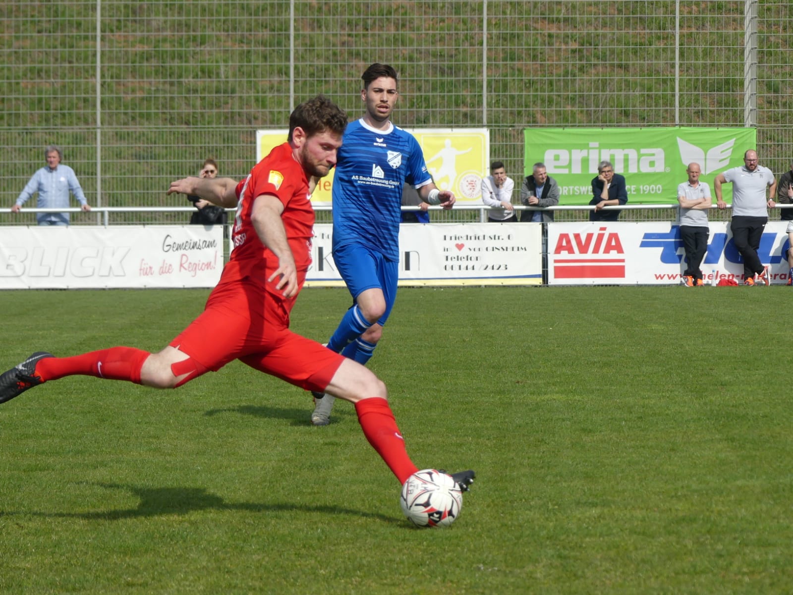 Lotto Hessenliga 2018/2019, VfB Ginsheim, KSV Hessen Kassel, Endstand 2:4, Ingmar Merle (KSV Hessen Kassel)