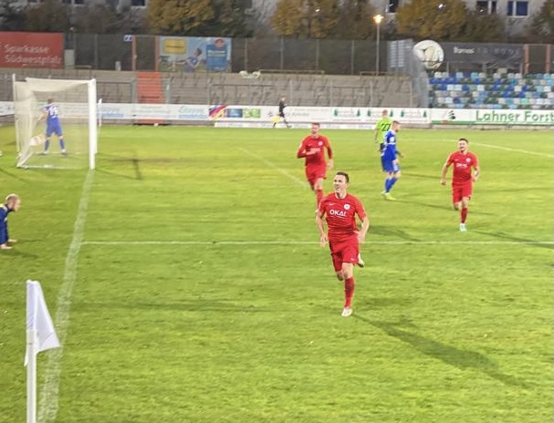 FK Pirmasens - KSV Hessen Kassel: Torjubel Mike Feigenspan