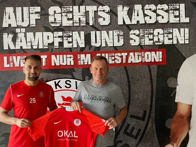 Marco Dawid (li.) bleibt ein Löwe. Im Bild mit Jörg Müller (Sportlicher Leiter) Marco Dawid (li.) bleibt ein Löwe. Im Bild mit Jörg Müller (Sportlicher Leiter)