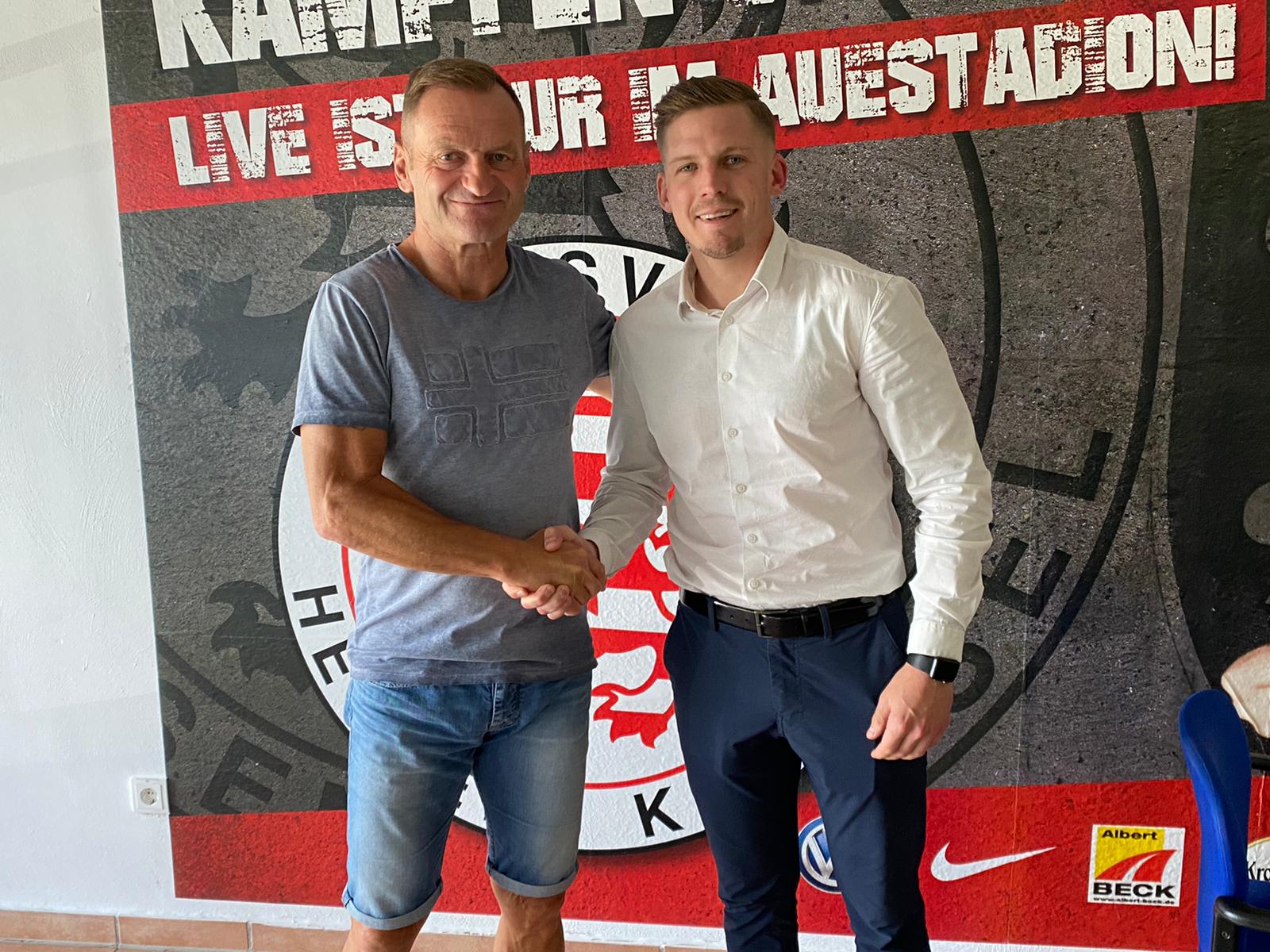 Tim-Philipp Brandner wird Co-Trainer der U23. Im Bild links mit Jörg Müller (sportlicher Leiter) Tim-Philipp Brandner wird Co-Trainer der U23. Im Bild links mit Jörg Müller (sportlicher Leiter)