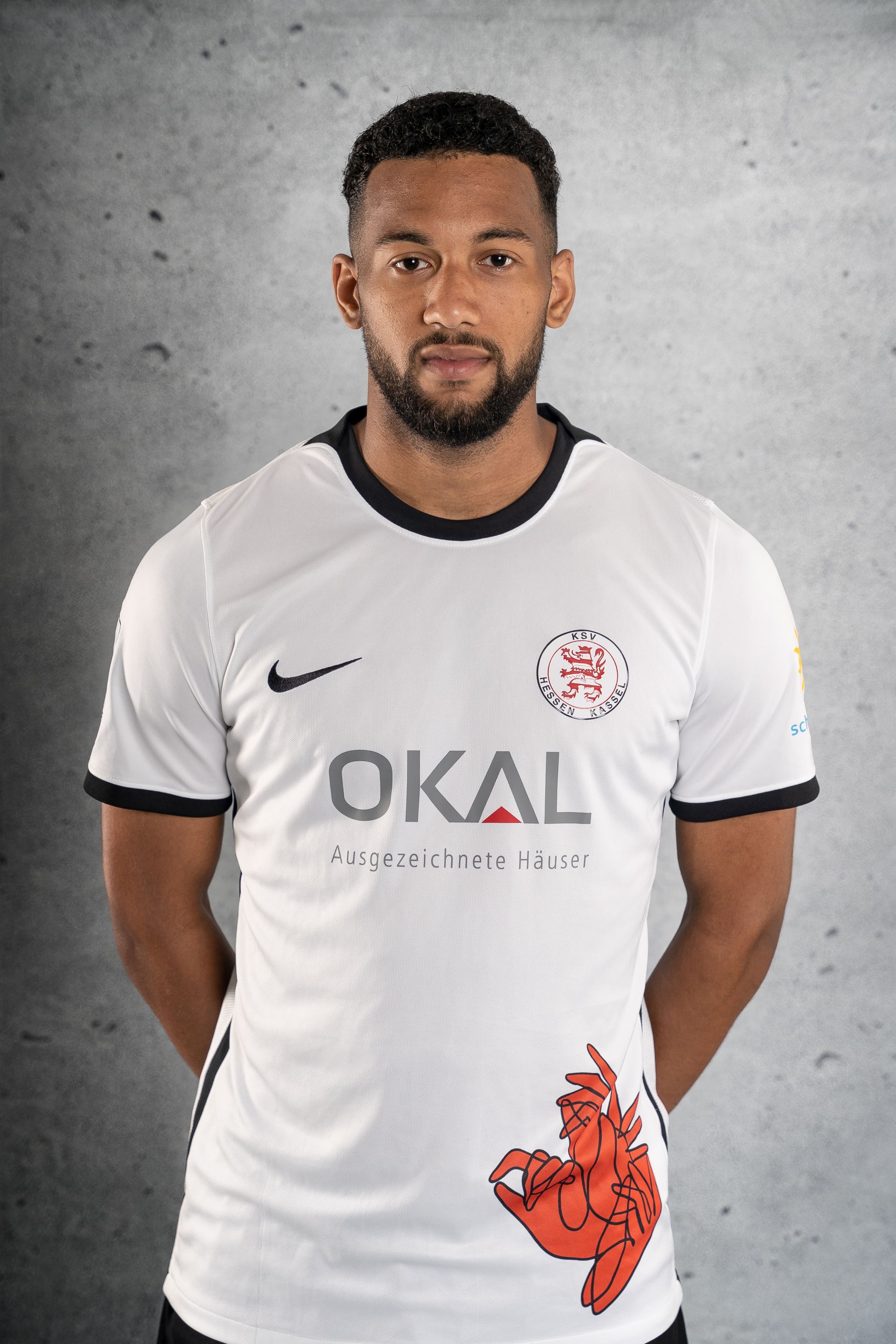 Noah Jones (30)