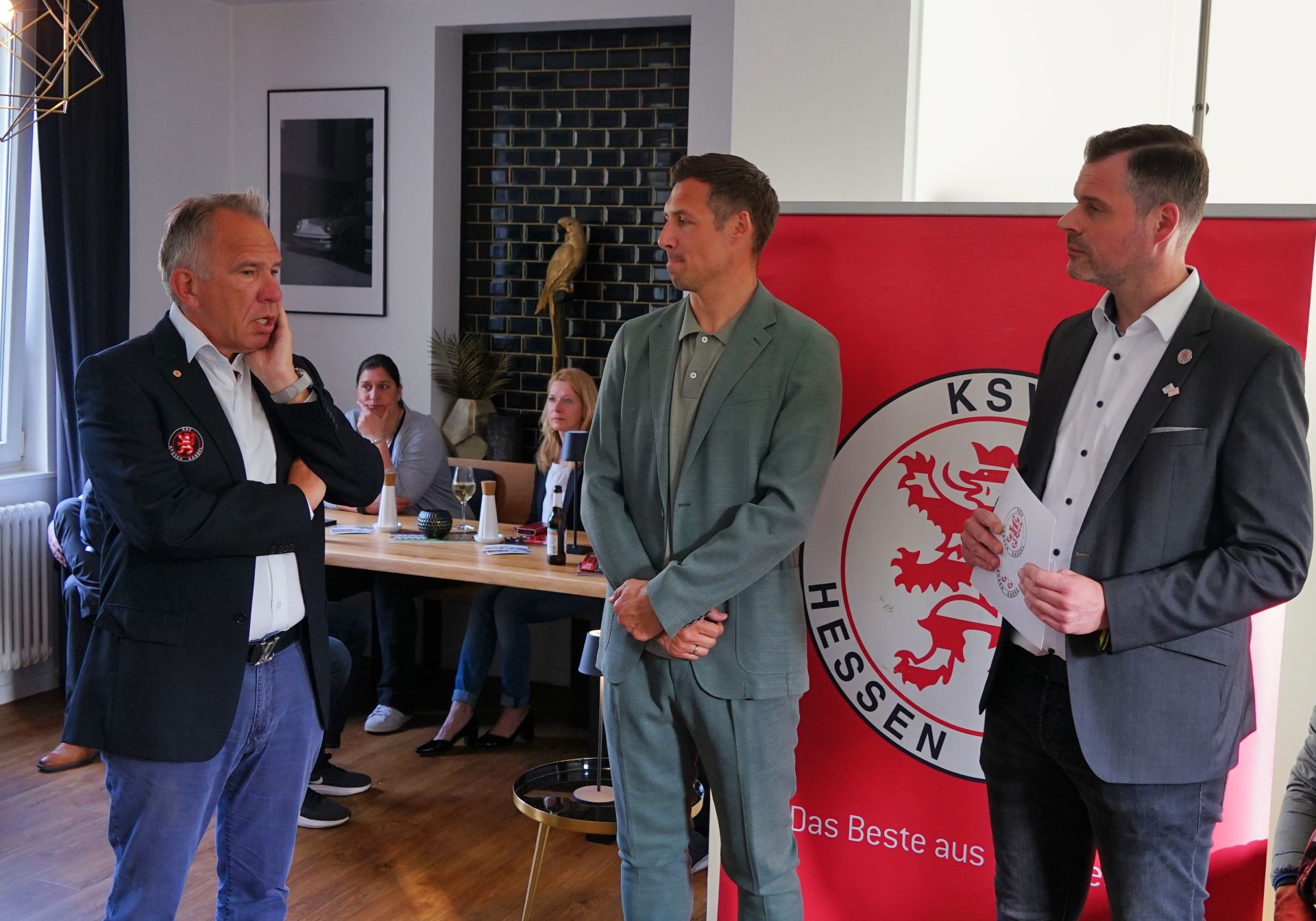 Jens Rose, Sören Gonther und Daniel Bettermann im Gespräch