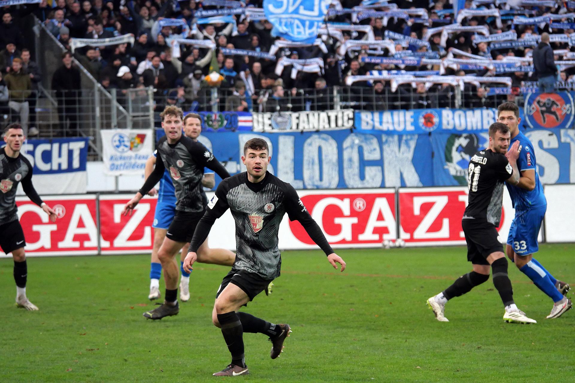 Stuttgarter Kickers - KSV Hessen Kassel, Schlosser