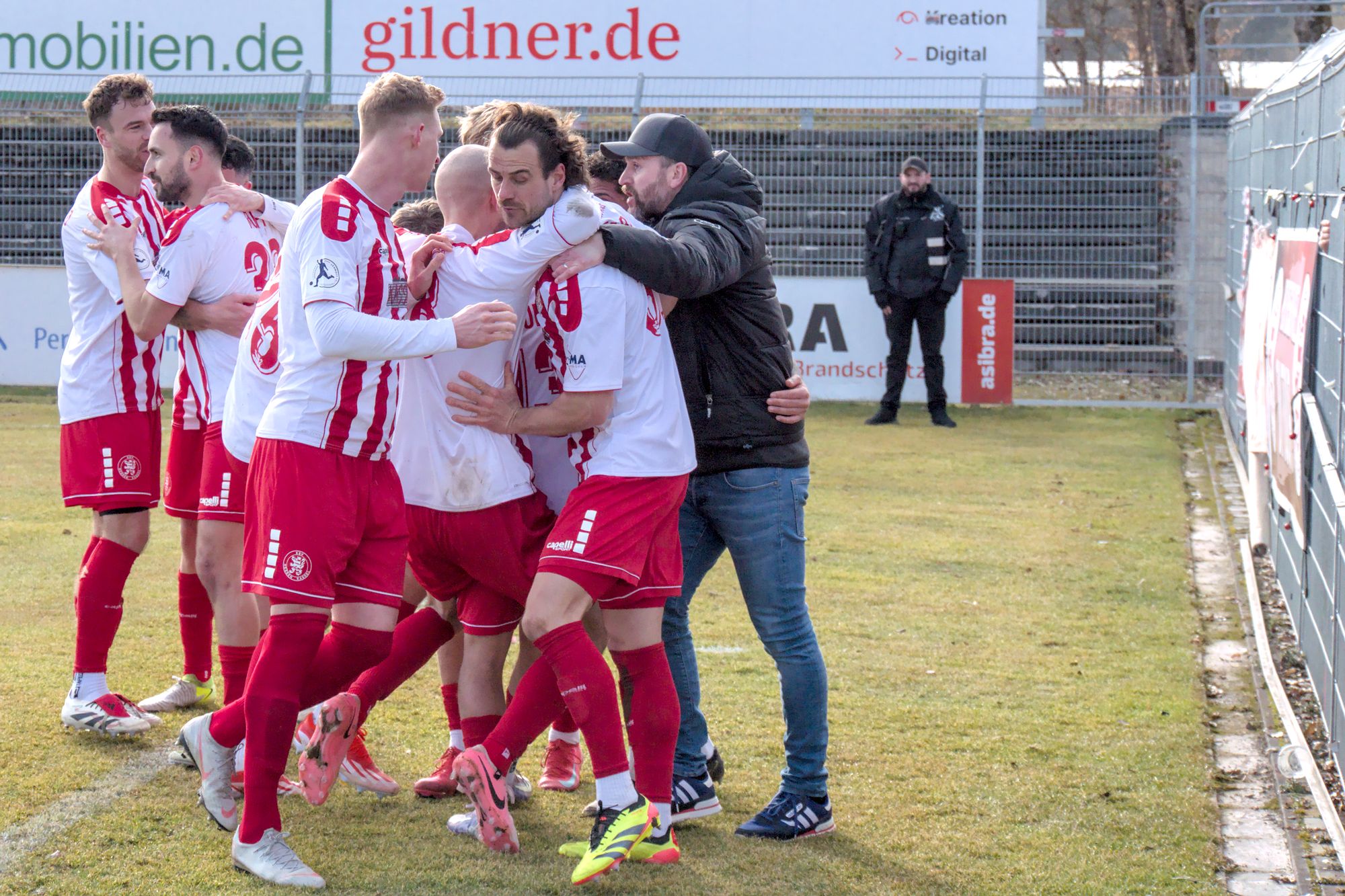 FC 08 Villingen - KSV Hessen Kassel, Torjubel Mannschaft, Klingbeil FC 08 Villingen - KSV Hessen Kassel, Torjubel Mannschaft, Klingbeil