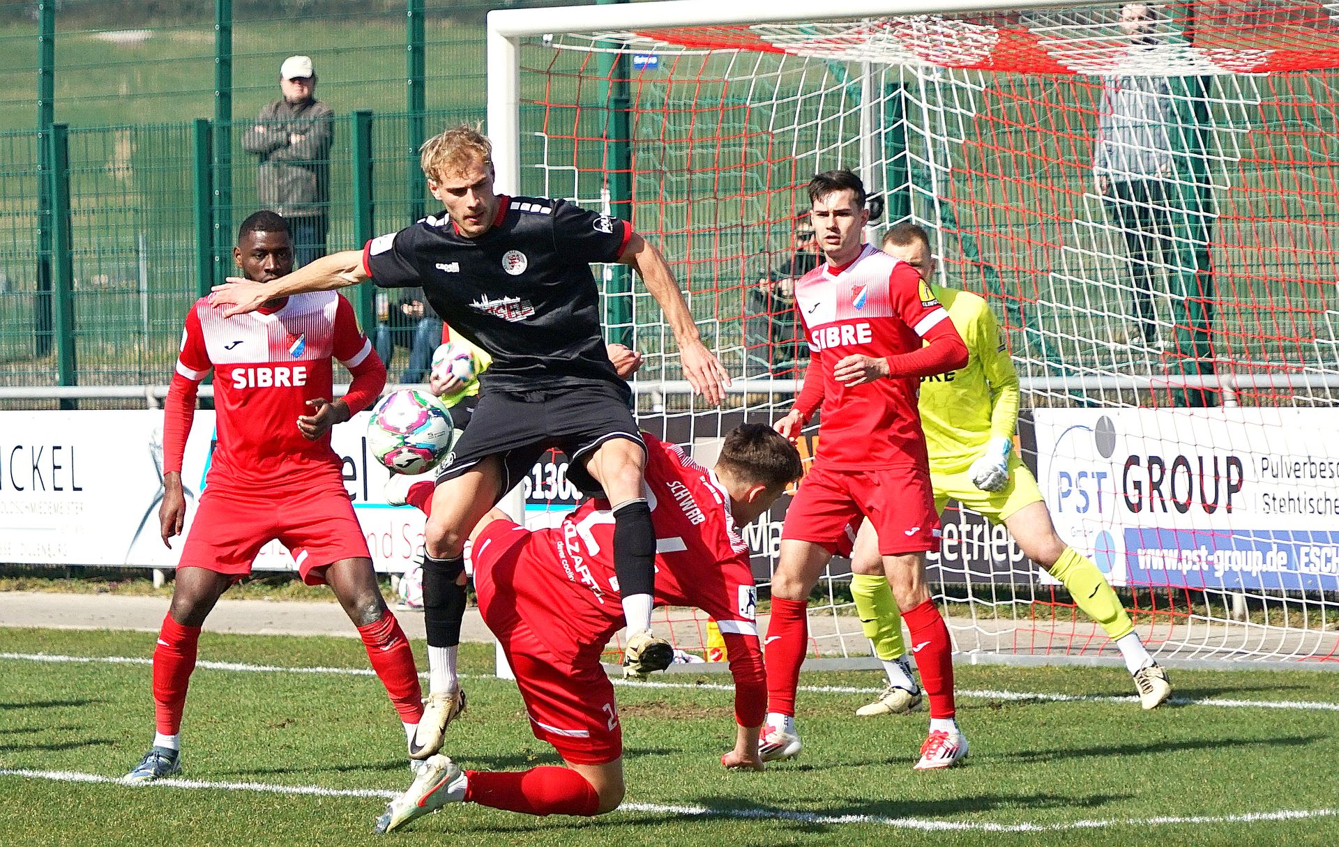 TSV Steinbach-Haiger - KSV Hessen Kassel, Boche