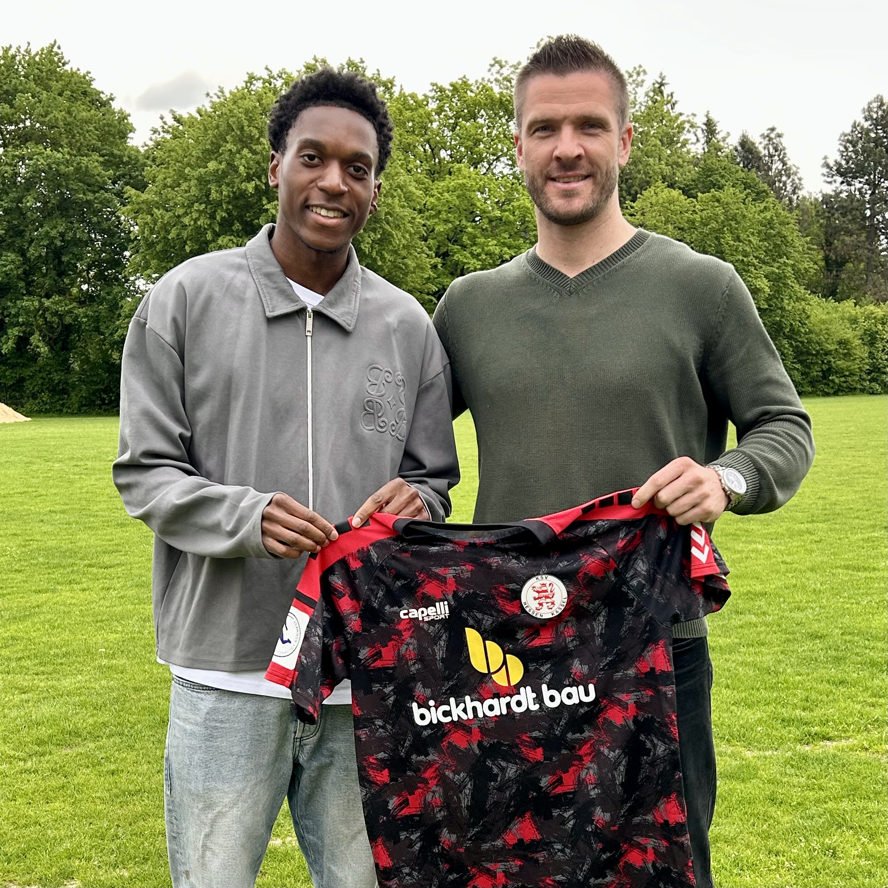 Phinees Bonianga bleibt ein L&ouml;wen