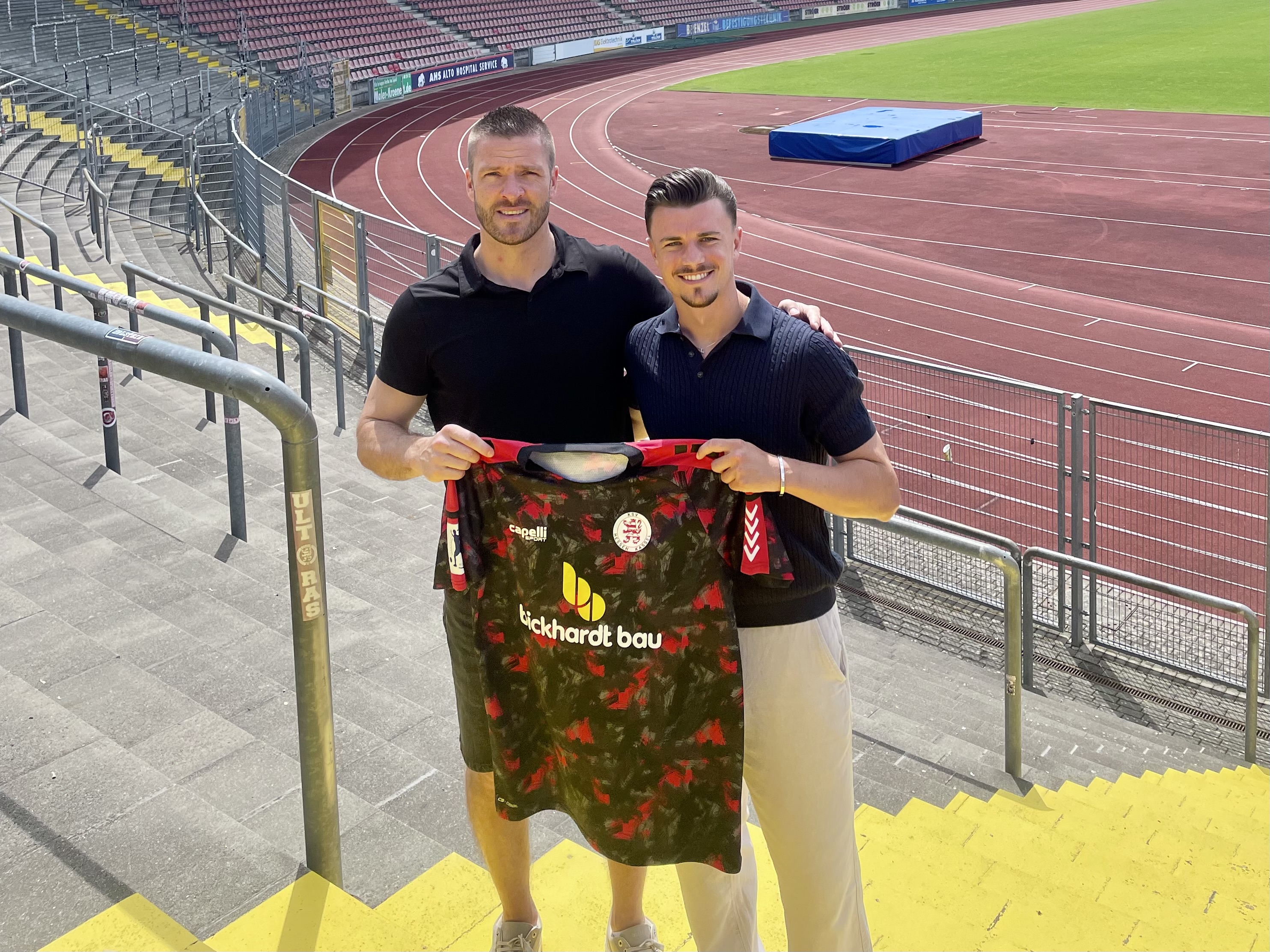 Leon Damer (re.) neu beim KSV Hessen Kassel