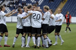 Happy- End im Löwen- Lager nach dem Ausgleichstor in der 90. Minute