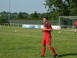 Der Torschütze zum 1:4 Alexander Schüler