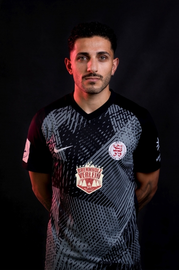 32 - Nael Najjar