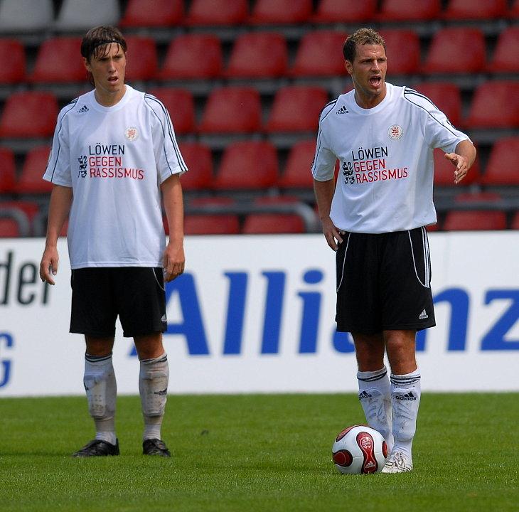 Freistoß mit Jan Fießer und Denis Berger (rechts)