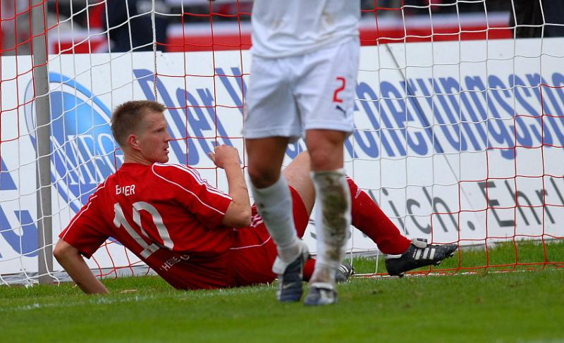 Thorsten Bauer (KSV Hessen Kassel) im Tor, aber ohne Ball