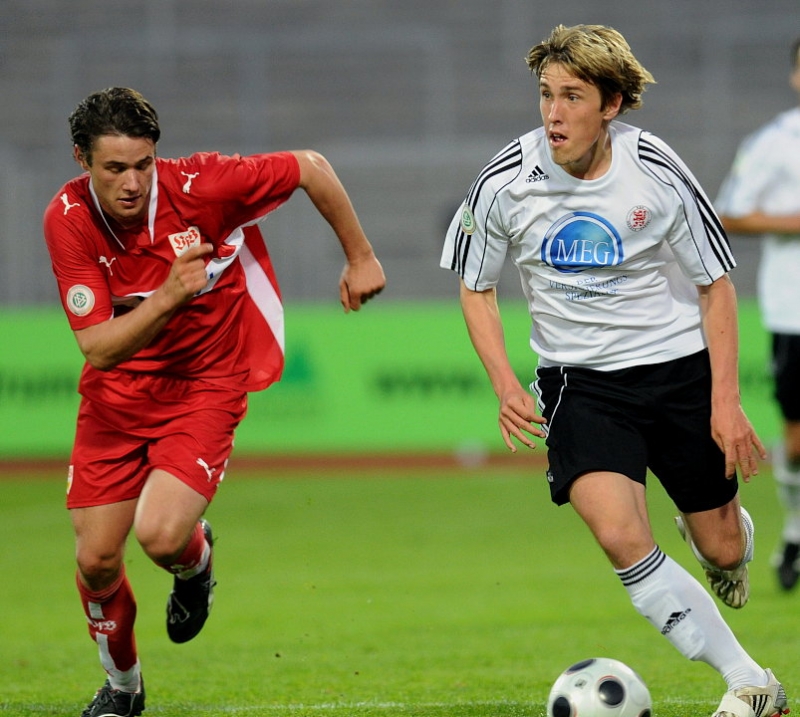 Jan Fießer (KSV Hessen Kassel) startet einen Angriff