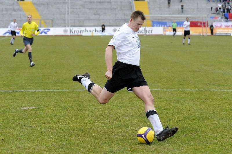 KSV Hessen - FC Heidenheim: Thorsten Bauer