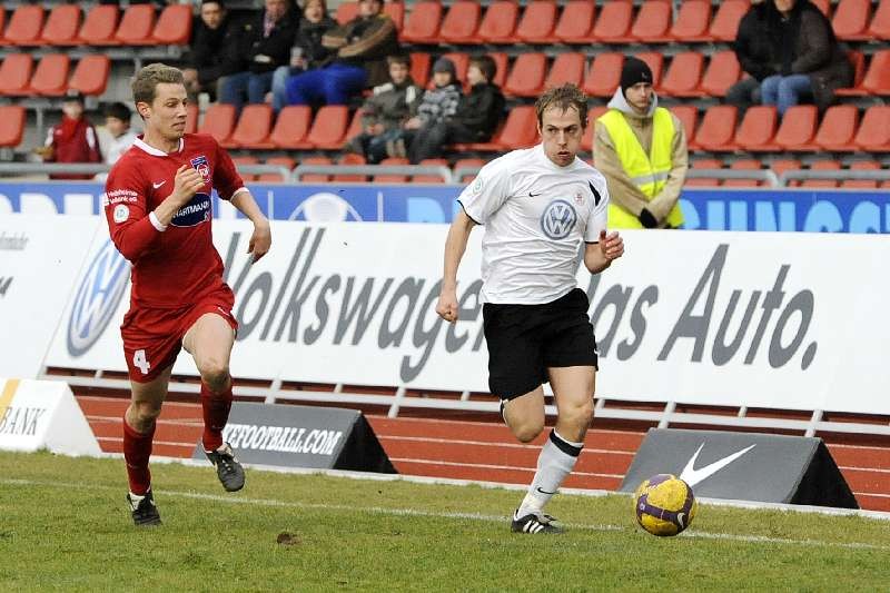 KSV Hessen - FC Heidenheim: Dennis Tornieporth