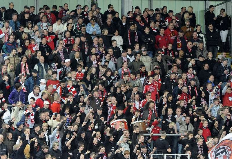 KSV Hessen - SpVgg Unterhaching II: Fans