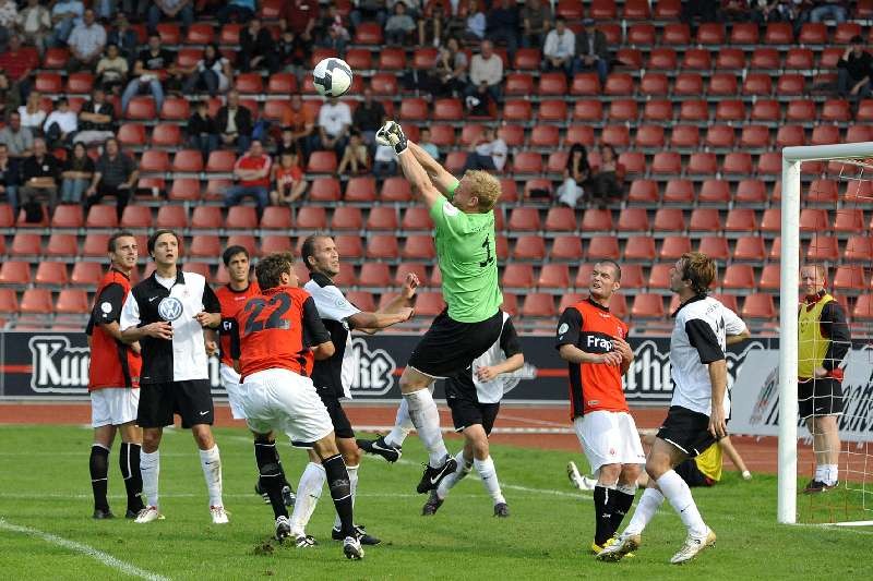 KSV Hessen - Eintracht Frankfurt II: Dennis Lamczyk