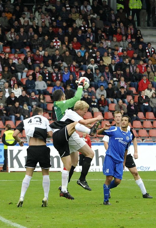 KSV Hessen Kassel - FC Bayern Alzenau: Thomas Brechler, Sebastian Gundelach, Thorsten Bauer