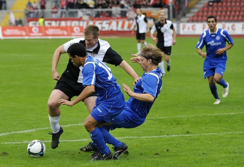 KSV Hessen Kassel - FC Bayern Alzenau: Thorsten Bauer