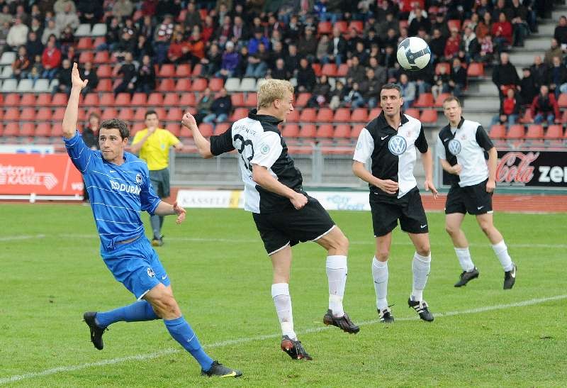 KSV Hessen - SC Freiburg II: Sebastian Gundelach, Michael Zepek, Thorsten Bauer