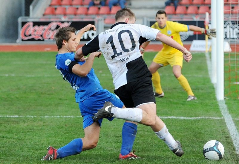 KSV Hessen - Stuttgarter Kickers: Thorsten Bauer