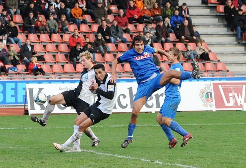 KSV Hessen - Stuttgarter Kickers: Enrico Gaede, Harez Habib