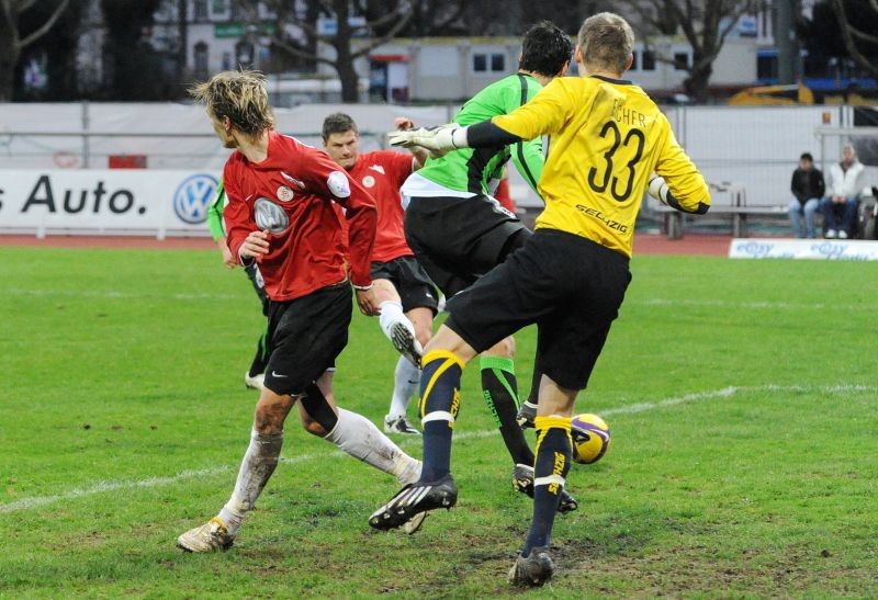 KSV Hessen - 1860 München II: Kevin Wölk, Thomas Brechler