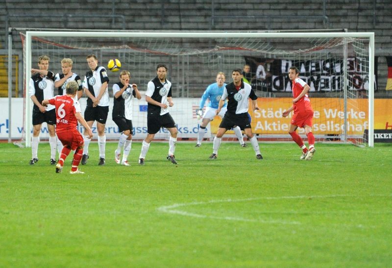 KSV Hessen - SSV Ulm 1846: Mauer