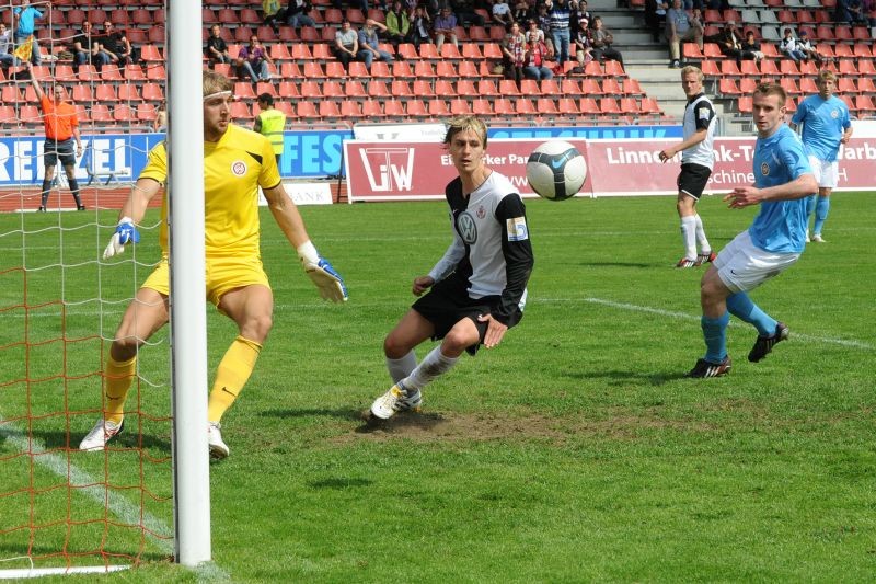 KSV Hessen - SV Wehen Wiesbaden II: Kevin Wölk