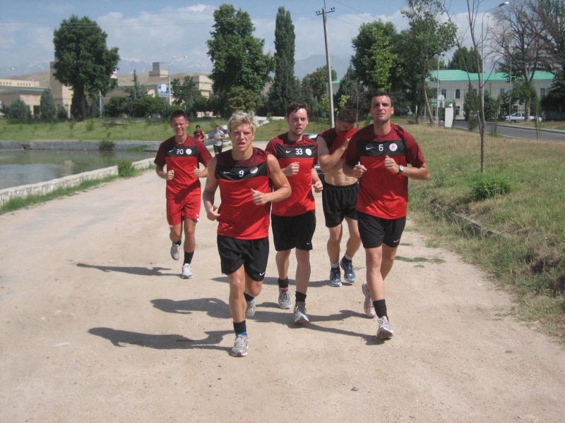 KSV Trainingslager Dushanbe/Tadschikistan: Lauf um den Komsomolzensee