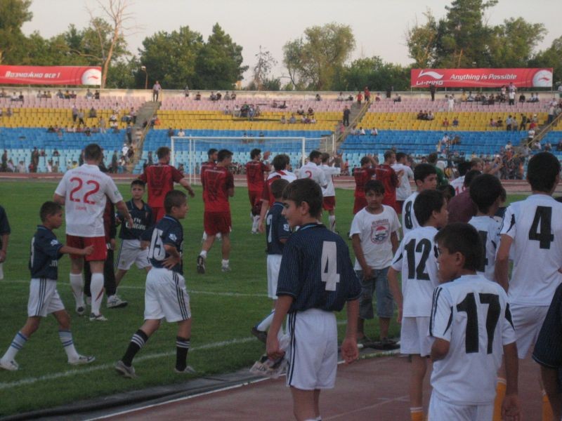 Trainingslager Dushanbe / Tadschikistan - Spiel FK Istiqiol Dushanbe - KSV Hessen: Abpfiff