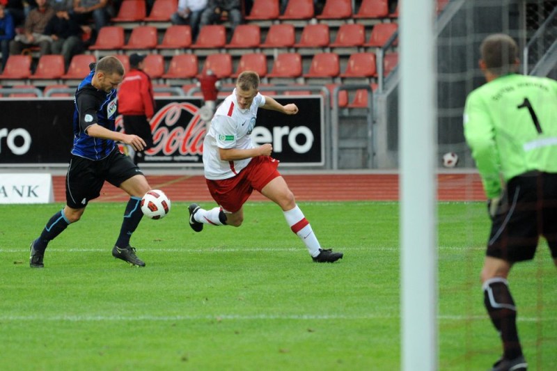 KSV Hessen - SpVgg Weiden: Thorsten Bauer