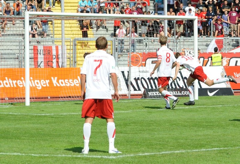 KSV Hessen - Karlsruher SC II: Rene Ochs, Enrico Gaede, Thorsten Bauer