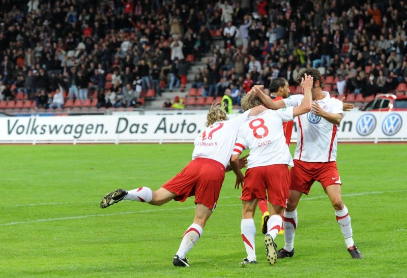 KSV Hessen - Eintracht Frankfurt II: Jubel