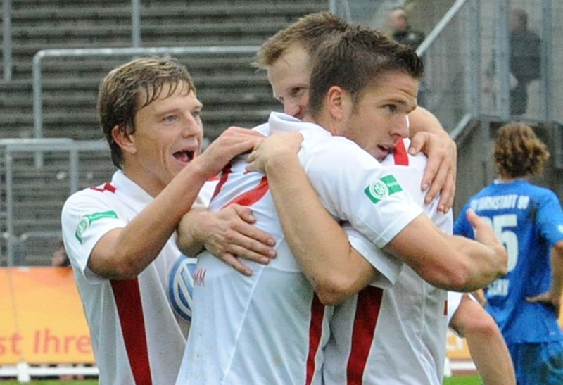 KSV Hessen - SV Darmstadt 98: Jubel bei Mayer, Damm, Bauer