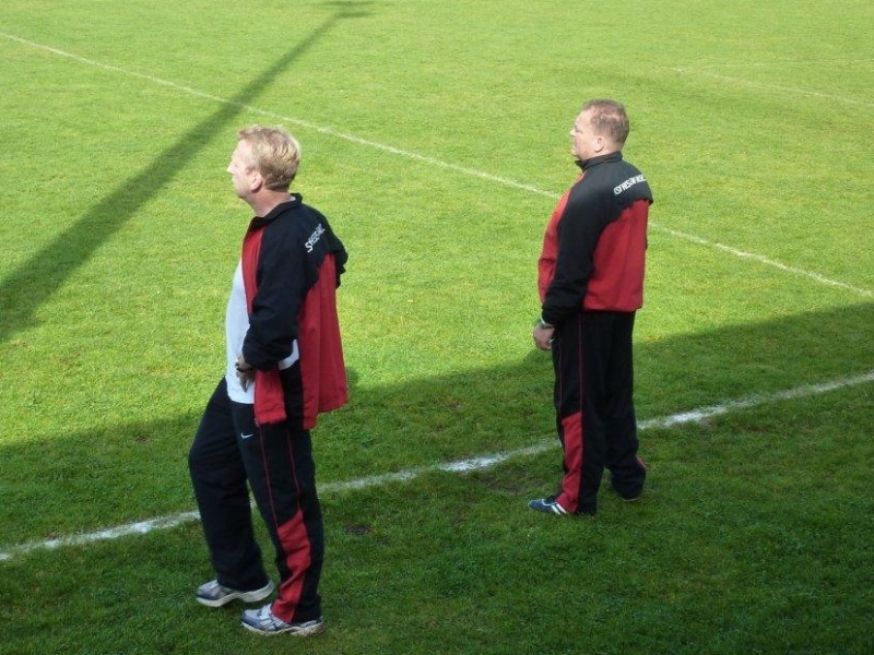 Germania Pfungstadt - KSV Hessen B-Juniorinnen 0:6 (0:2) - Klaus Weber und Michael Dorfschäfer