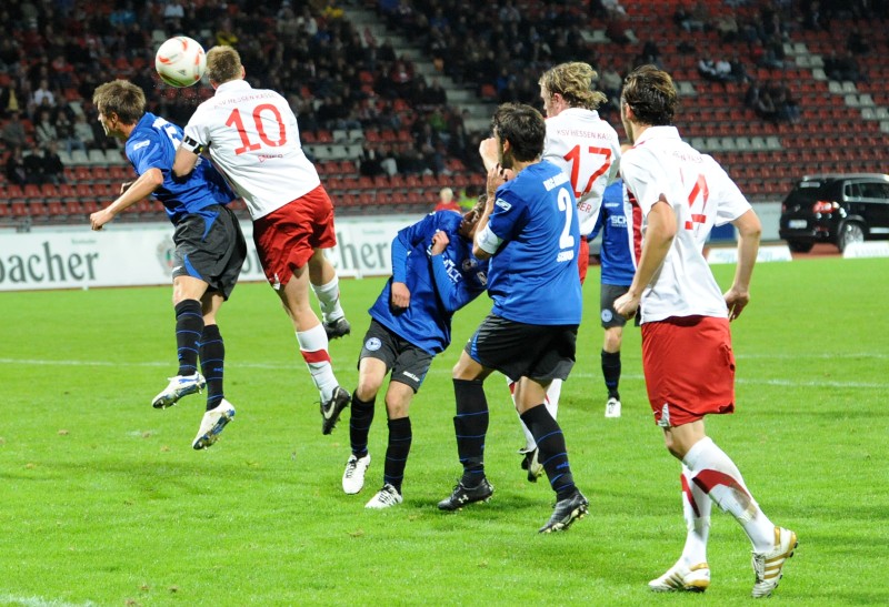 Impressionen KSV Hessen - Arminia Bielefeld: Simon Tüting