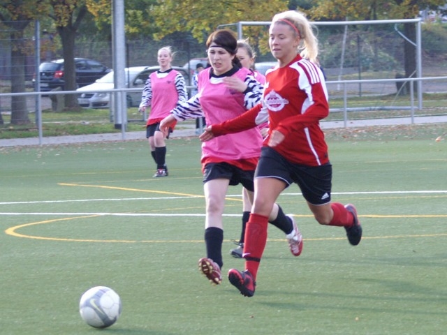 KSV Frauen II - SV Schw.-Weiss Battenhausen: Vanessa Opretzka