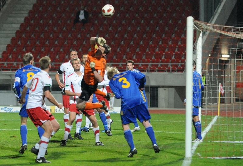 Enrico Gaede, Thorsten Bauer und Michael Zepek beim Pokalspiel gegen Schwalmstadt