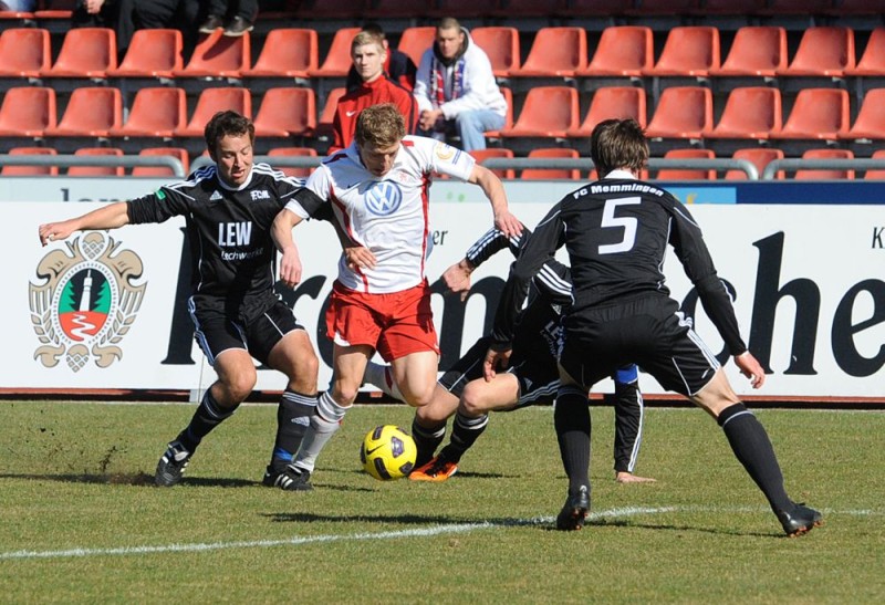 KSV Hessen - FC Memmingen: Andreas Mayer