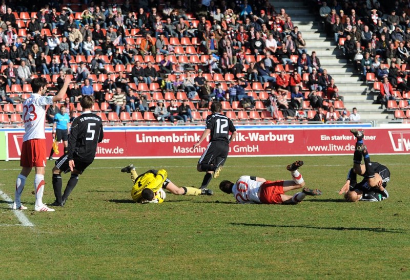 KSV Hessen - FC Memmingen: Kai Koitka, Mario Pokar