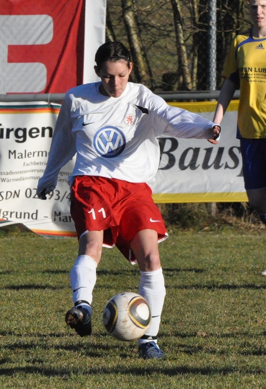 SG Landau/Wolfhagen - KSV Hessen Frauen 0:7 (0:4): Lisa Lattermann