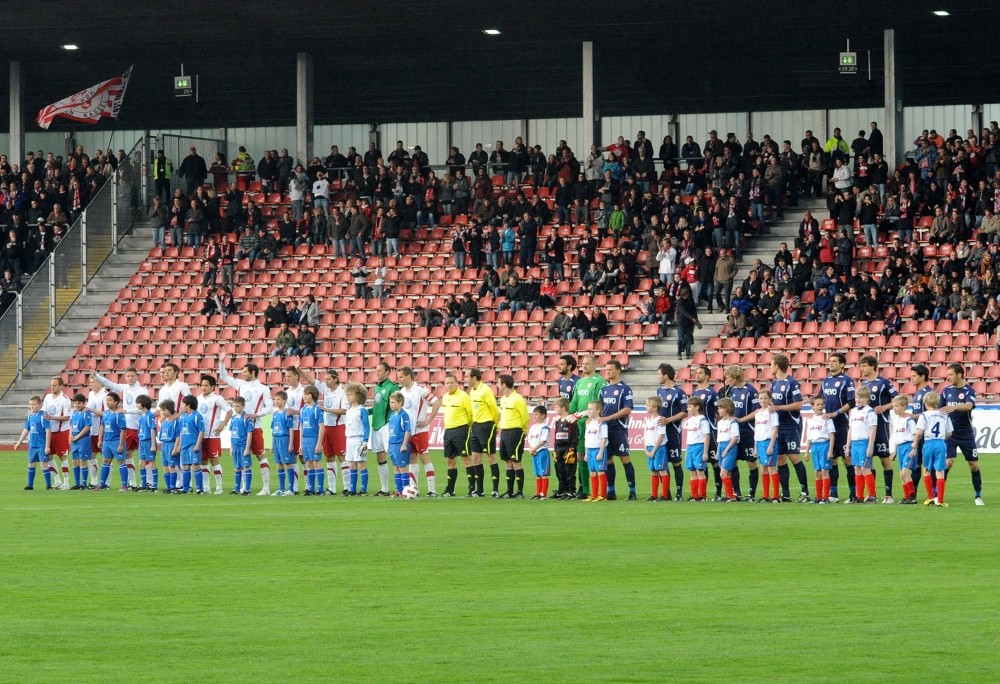 KSV Hessen - Offenbacher Kickers: Vor dem Anpfiff